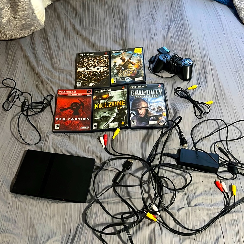 Working PS2 with controller bundle.